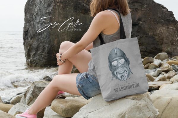 Sasquatch tote bag - Somewhere in Washington - Capt. Squatch